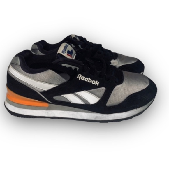 Reebok • Royal Flag Collection • Men's Sneakers - Picture 7 of 7